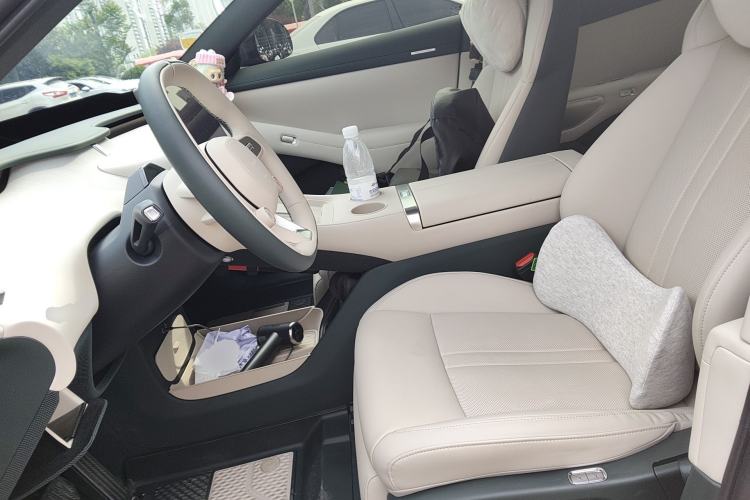 Used Xiaomi Auto YU7 2025 Ultra-Long Range Rear-Wheel Drive Version Left Front Seat