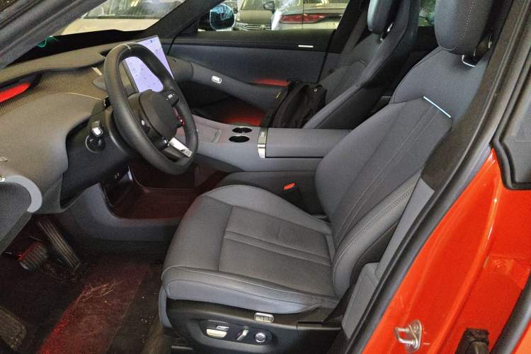Used Xiaomi Auto YU7 2025 Ultra-Long Range High-Performance All-Wheel-Drive Max Edition Left Front Seat