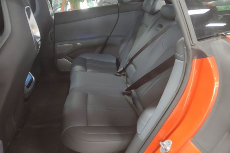 Used Xiaomi Auto YU7 2025 Ultra-Long Range High-Performance All-Wheel-Drive Max Edition Left Rear Seat
