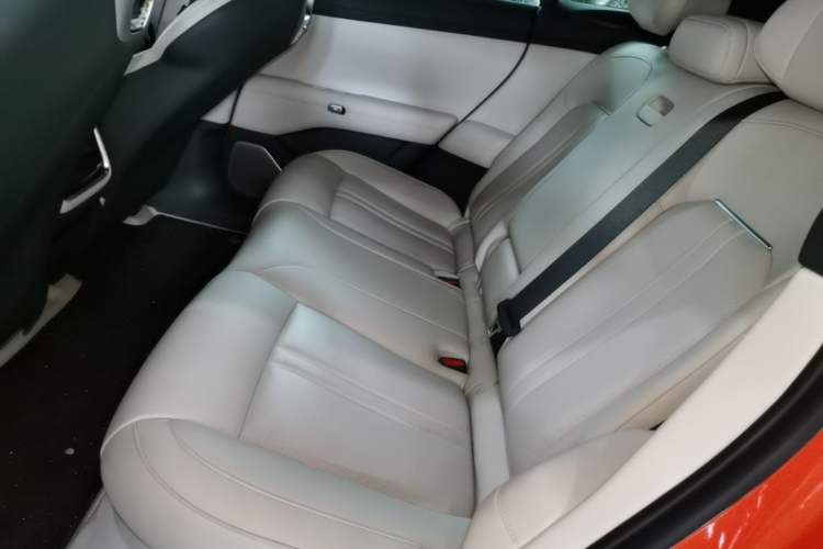 Used Xiaomi Auto YU7 2025 Ultra-Long Range Rear-Wheel Drive Version Left Rear Seat