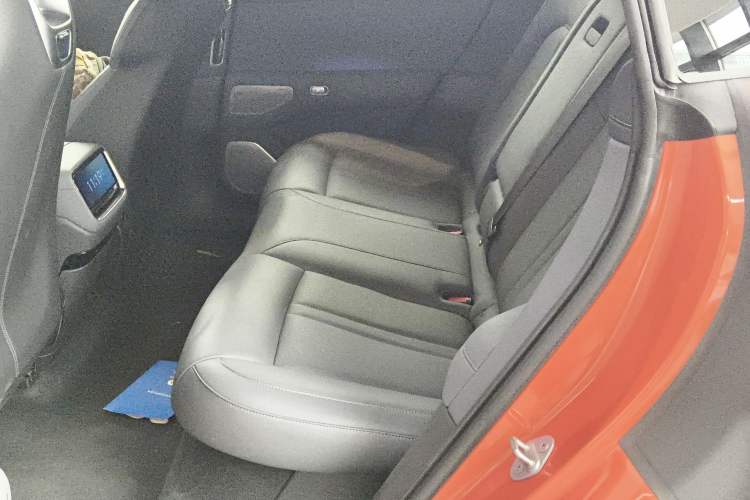 Used Xiaomi Auto YU7 2025 Ultra-Long Range High-Performance All-Wheel-Drive Max Edition Left Rear Seat