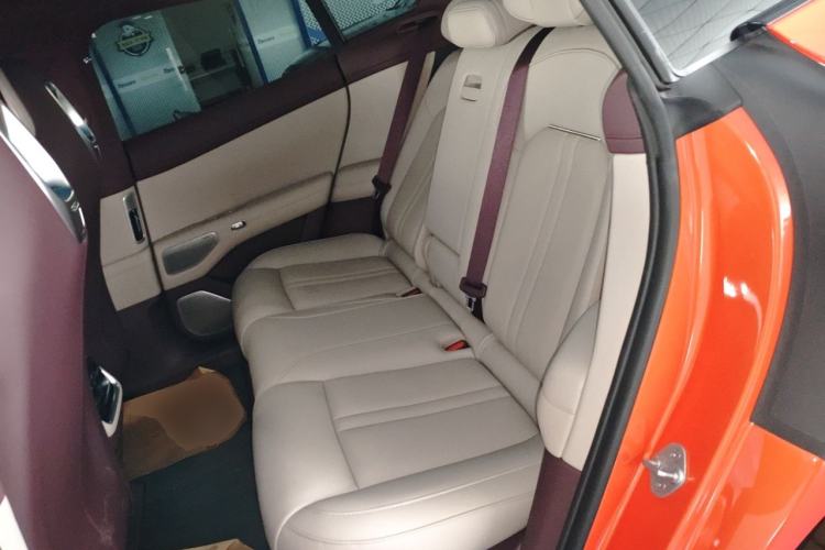 Used Xiaomi Auto YU7 2025 Ultra-Long Range High-Performance All-Wheel-Drive Max Edition Left Rear Seat