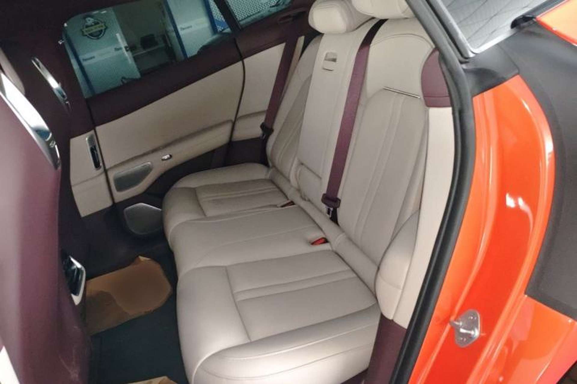 Used Xiaomi Auto YU7 2025 Ultra-Long Range High-Performance All-Wheel-Drive Max Edition Left Rear Seat