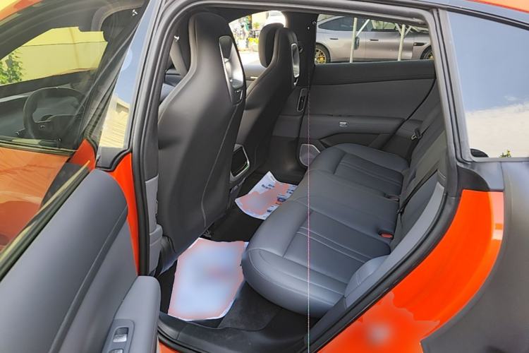 Used Xiaomi Auto YU7 2025 Ultra-Long Range Rear-Wheel Drive Version Left Rear Seat