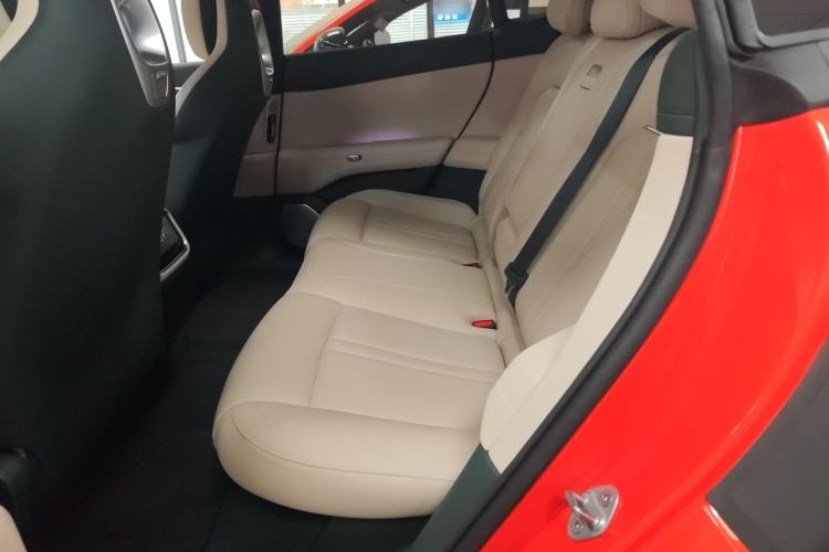 Used Xiaomi Auto YU7 2025 Ultra-Long Range Rear-Wheel Drive Version Left Rear Seat