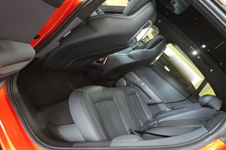 Used Xiaomi Auto YU7 2025 Ultra-Long Range High-Performance All-Wheel-Drive Max Edition Left Rear Seat