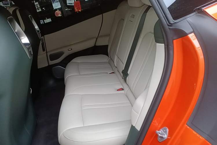 Used Xiaomi Auto YU7 2025 Ultra-Long Range Rear-Wheel Drive Version Left Rear Seat