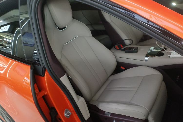 Used Xiaomi Auto YU7 2025 Ultra-Long Range All-Wheel Drive Pro Version Right Front Seat