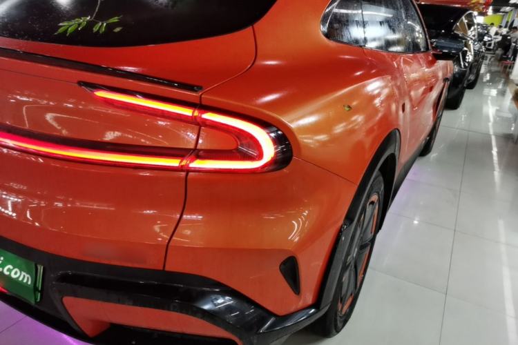 Used Xiaomi Auto YU7 2025 Ultra-Long Range Rear-Wheel Drive Version Right Rear Taillight