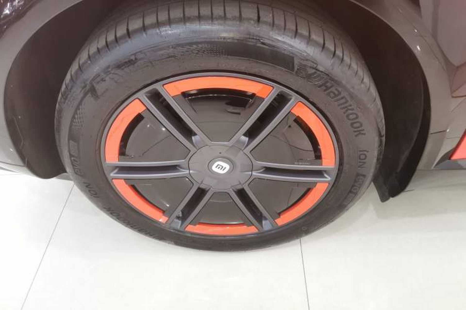 Used Xiaomi Auto YU7 2025 Ultra-Long Range Rear-Wheel Drive Version Right Rear Wheel Hub