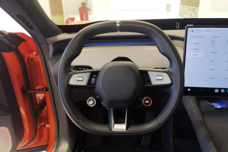 Used Xiaomi Auto YU7 2025 Ultra-Long Range High-Performance All-Wheel-Drive Max Edition Steering Wheel
