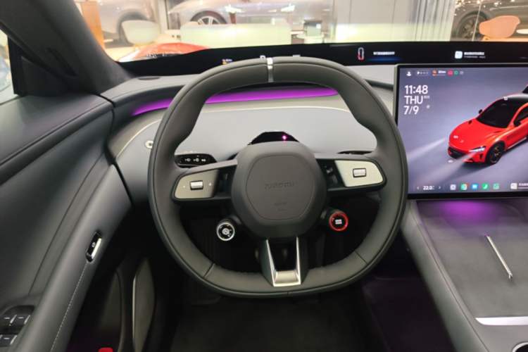 Used Xiaomi Auto YU7 2025 Ultra-Long Range High-Performance All-Wheel-Drive Max Edition Steering Wheel