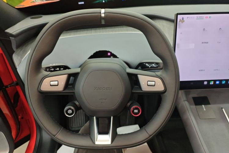Used Xiaomi Auto YU7 2025 Ultra-Long Range Rear-Wheel Drive Version Steering Wheel