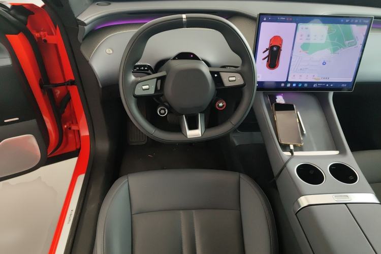 Used Xiaomi Auto YU7 2025 Ultra-Long Range High-Performance All-Wheel-Drive Max Edition Steering Wheel