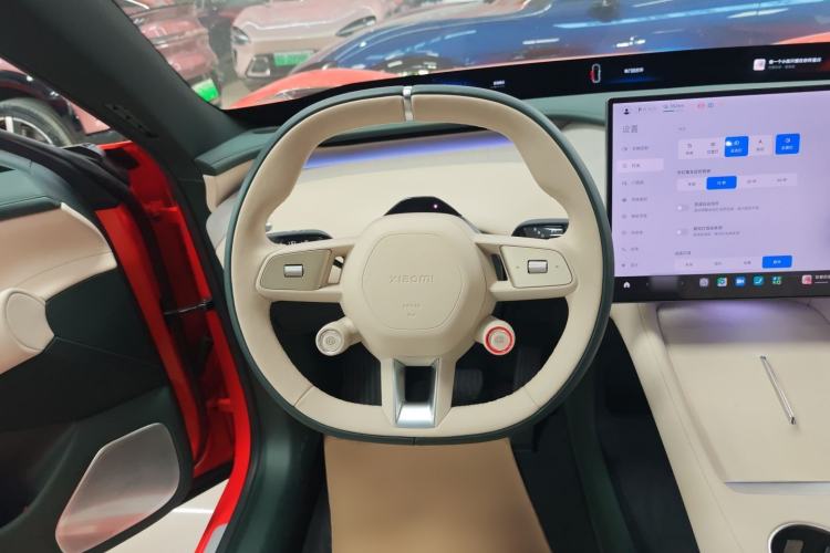 Used Xiaomi Auto YU7 2025 Ultra-Long Range Rear-Wheel Drive Version Steering Wheel