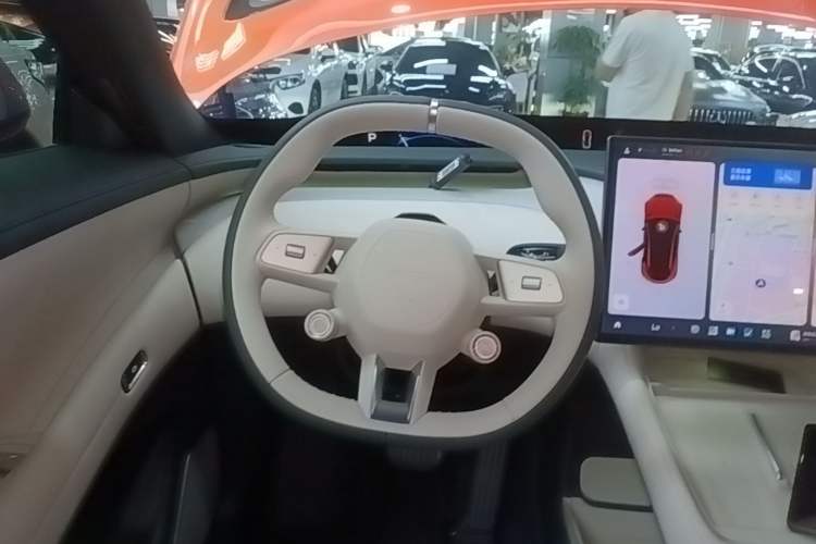 Used Xiaomi Auto YU7 2025 Ultra-Long Range Rear-Wheel Drive Version Steering Wheel