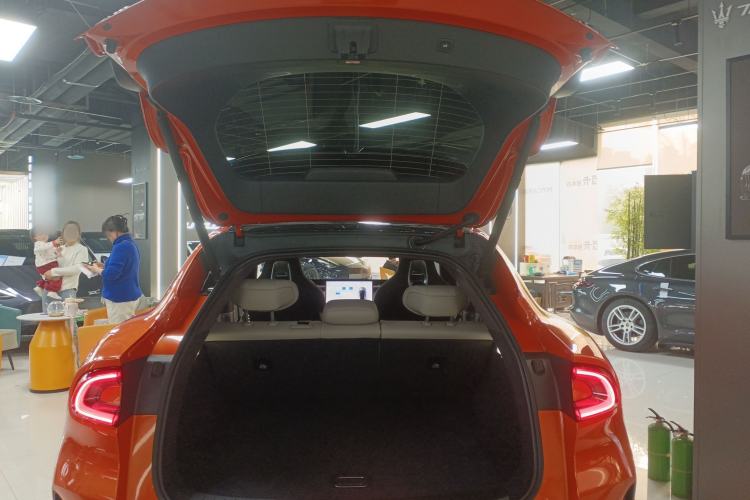 Used Xiaomi Auto YU7 2025 Ultra-Long Range All-Wheel Drive Pro Version Trunk