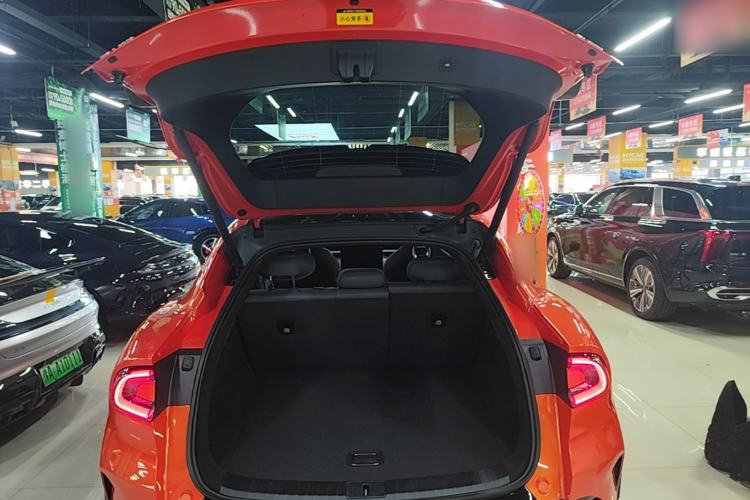 Used Xiaomi Auto YU7 2025 Ultra-Long Range Rear-Wheel Drive Version Trunk