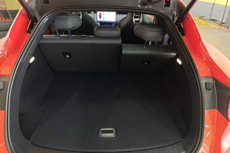 Used Xiaomi Auto YU7 2025 Ultra-Long Range All-Wheel Drive Pro Version Trunk