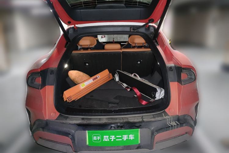 Used Xiaomi Auto YU7 2025 Ultra-Long Range High-Performance All-Wheel-Drive Max Edition Trunk