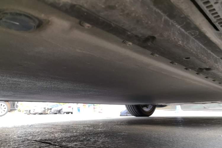 Used Xiaomi Auto YU7 2025 Ultra-Long Range High-Performance All-Wheel-Drive Max Edition Chassis Rear Right