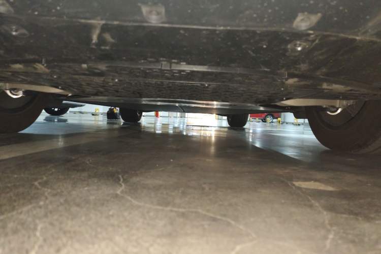 Used Xiaomi Auto YU7 2025 Ultra-Long Range Rear-Wheel Drive Version Chassis Rear