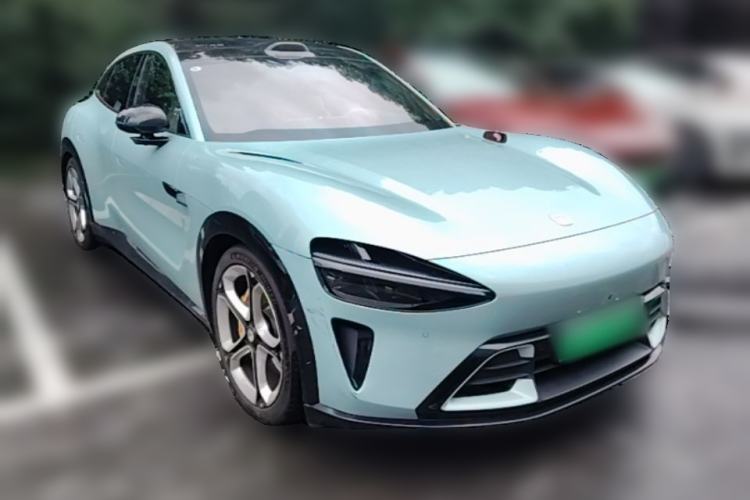 Used Xiaomi Auto YU7 2025 Ultra-Long Range High-Performance All-Wheel-Drive Max Edition Front Right 45 Deg