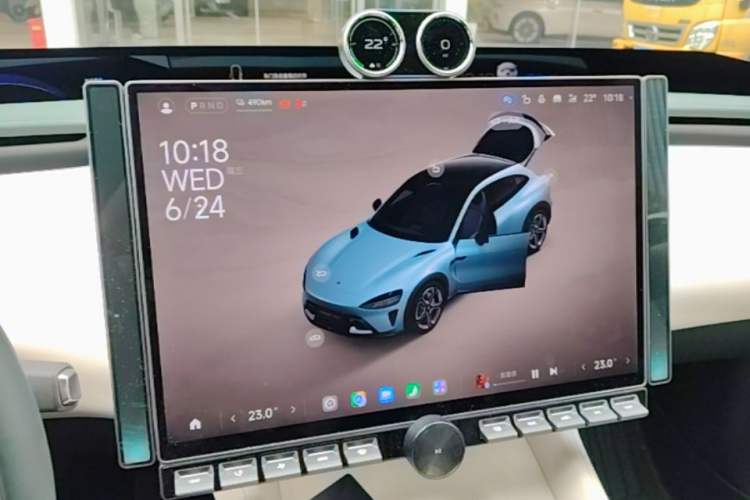 Used Xiaomi Auto YU7 2025 Ultra-Long Range High-Performance All-Wheel-Drive Max Edition Instrument Cluster