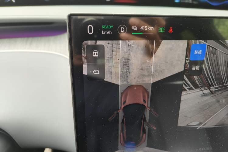 Used Xiaomi Auto YU7 2025 Ultra-Long Range Rear-Wheel Drive Version Instrument Cluster