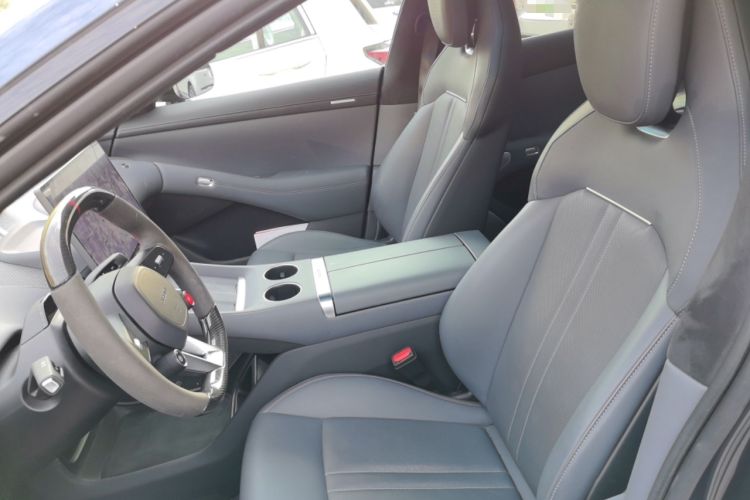 Used Xiaomi Auto YU7 2025 Ultra-Long Range High-Performance All-Wheel-Drive Max Edition Left Front Seat