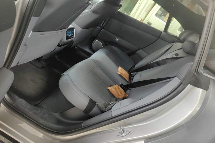 Used Xiaomi Auto YU7 2025 Ultra-Long Range Rear-Wheel Drive Version Left Rear Seat