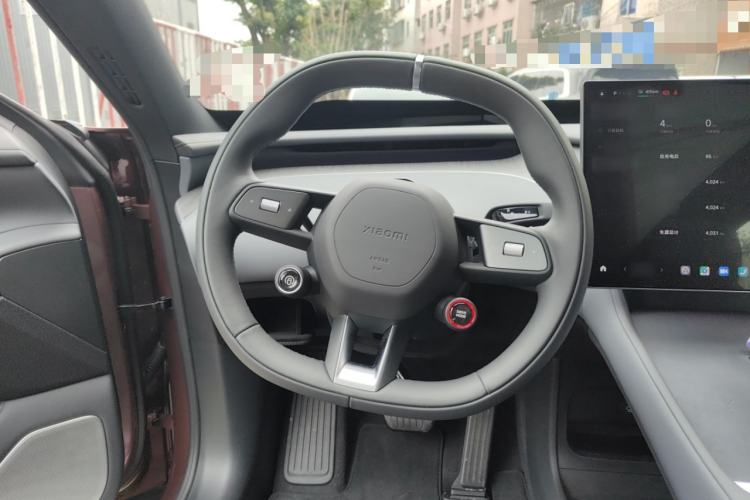 Used Xiaomi Auto YU7 2025 Ultra-Long Range Rear-Wheel Drive Version Steering Wheel