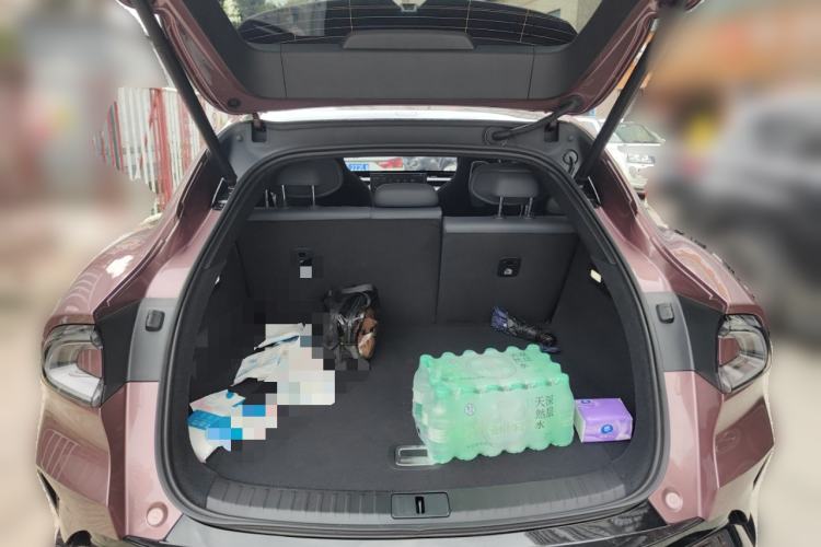 Used Xiaomi Auto YU7 2025 Ultra-Long Range Rear-Wheel Drive Version Trunk