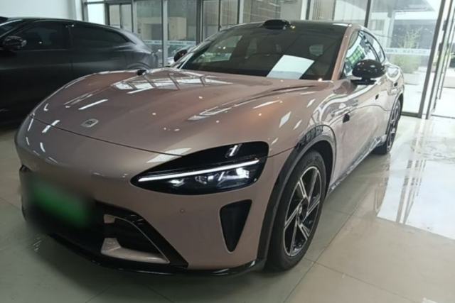 Used Xiaomi Auto YU7 2025 Ultra-Long Range High-Performance All-Wheel-Drive Max Edition