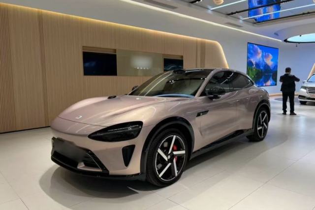 Used Xiaomi Auto YU7 2025 Ultra-Long Range High-Performance All-Wheel-Drive Max Edition