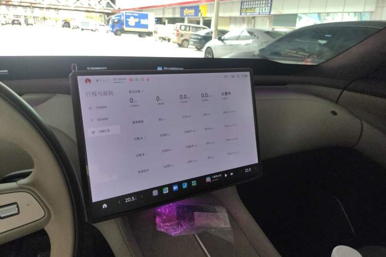 Used Xiaomi Auto YU7 2025 Ultra-Long Range High-Performance All-Wheel-Drive Max Edition Audio And AC Panel
