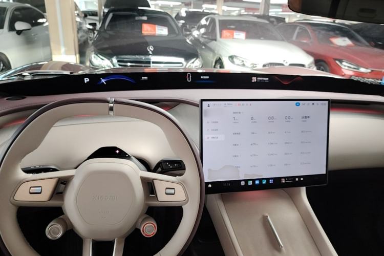 Used Xiaomi Auto YU7 2025 Ultra-Long Range High-Performance All-Wheel-Drive Max Edition Center Console