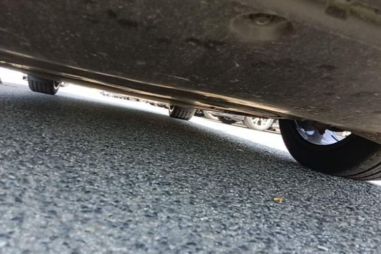 Used Xiaomi Auto YU7 2025 Ultra-Long Range High-Performance All-Wheel-Drive Max Edition Chassis Front