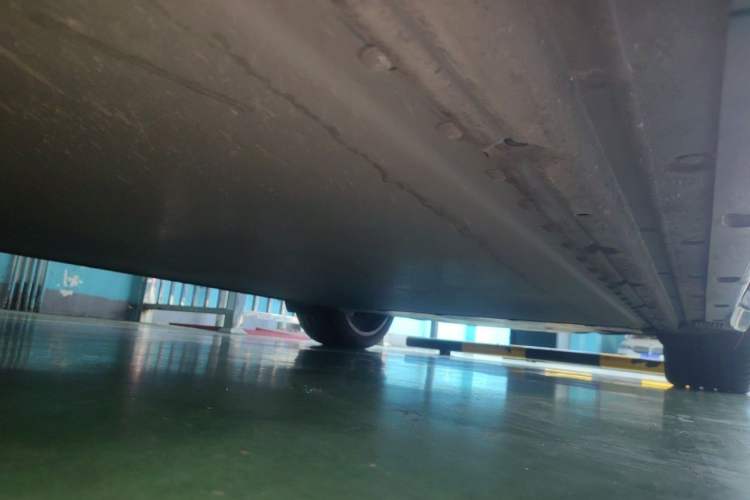 Used Xiaomi Auto YU7 2025 Ultra-Long Range High-Performance All-Wheel-Drive Max Edition Chassis Front Left