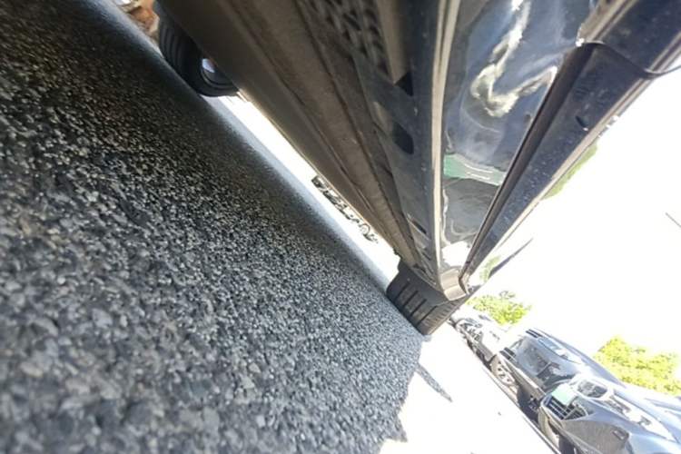 Used Xiaomi Auto YU7 2025 Ultra-Long Range High-Performance All-Wheel-Drive Max Edition Chassis Front Left