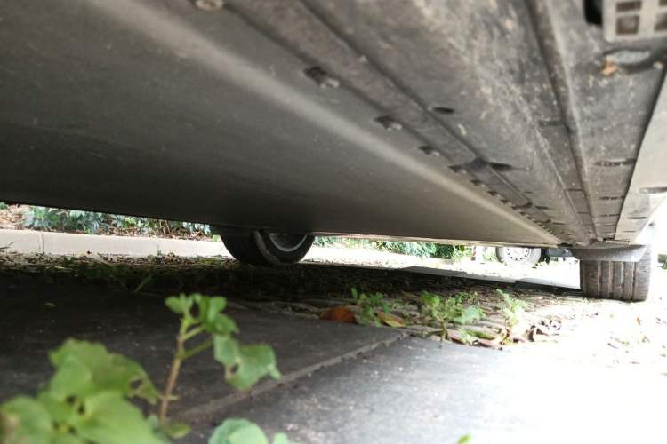 Used Xiaomi Auto YU7 2025 Ultra-Long Range High-Performance All-Wheel-Drive Max Edition Chassis Front Left