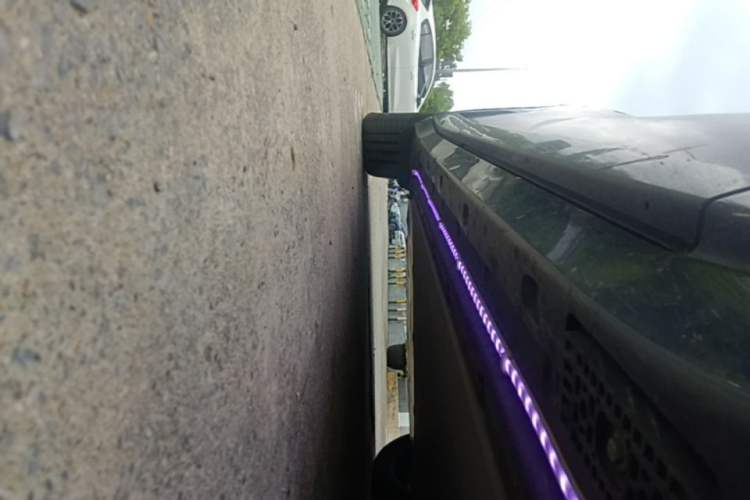 Used Xiaomi Auto YU7 2025 Ultra-Long Range All-Wheel Drive Pro Version Chassis Front Right