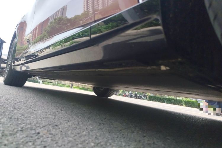 Used Xiaomi Auto YU7 2025 Ultra-Long Range Rear-Wheel Drive Version Chassis Front Right