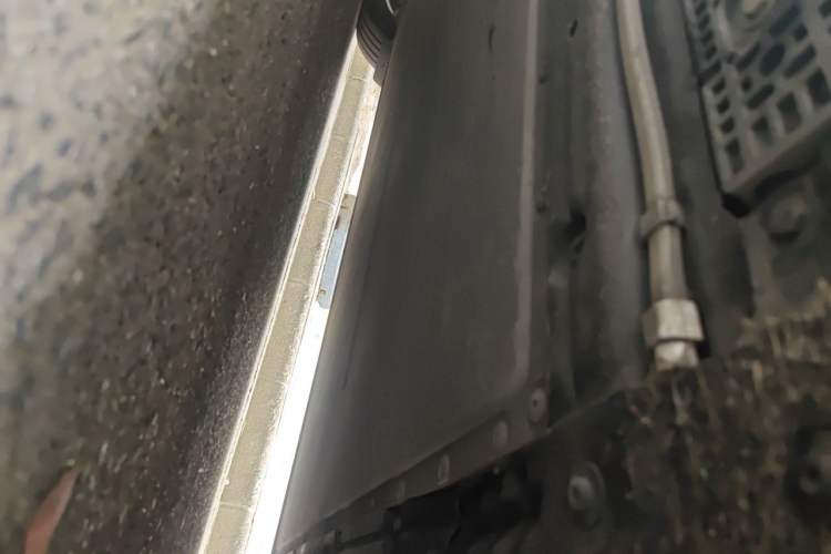 Used Xiaomi Auto YU7 2025 Ultra-Long Range Rear-Wheel Drive Version Chassis Front Right