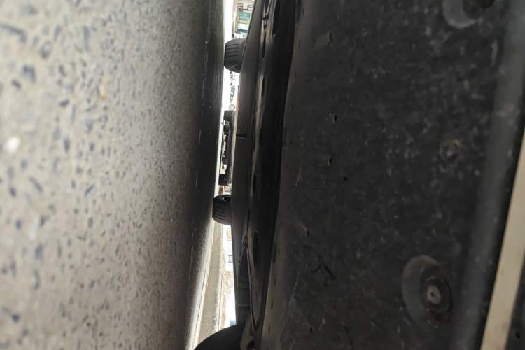 Used Xiaomi Auto YU7 2025 Ultra-Long Range Rear-Wheel Drive Version Chassis Front