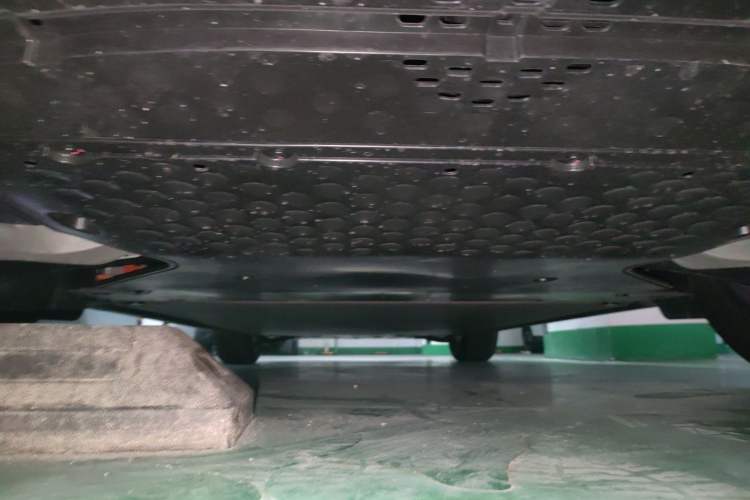Used Xiaomi Auto YU7 2025 Ultra-Long Range All-Wheel Drive Pro Version Chassis Rear