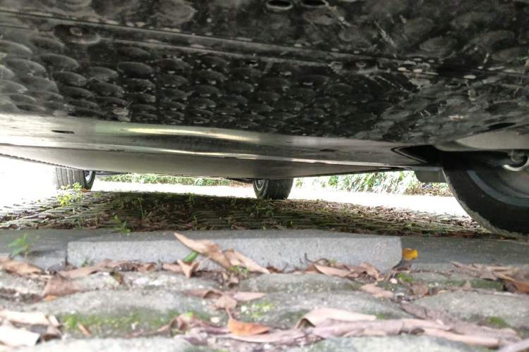 Used Xiaomi Auto YU7 2025 Ultra-Long Range High-Performance All-Wheel-Drive Max Edition Chassis Rear