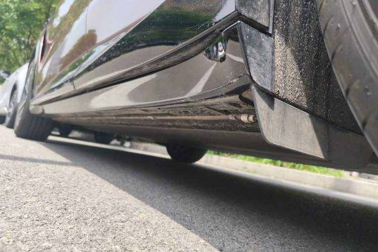 Used Xiaomi Auto YU7 2025 Ultra-Long Range Rear-Wheel Drive Version Chassis Rear Left
