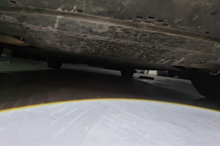 Used Xiaomi Auto YU7 2025 Ultra-Long Range High-Performance All-Wheel-Drive Max Edition Chassis Rear