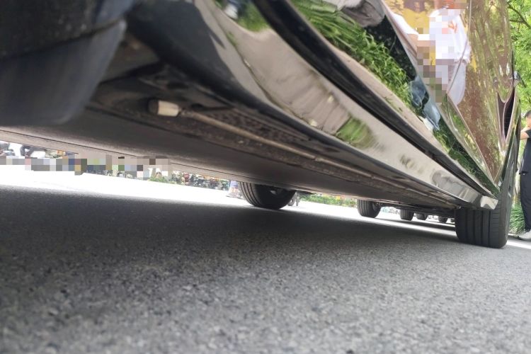 Used Xiaomi Auto YU7 2025 Ultra-Long Range Rear-Wheel Drive Version Chassis Rear Right